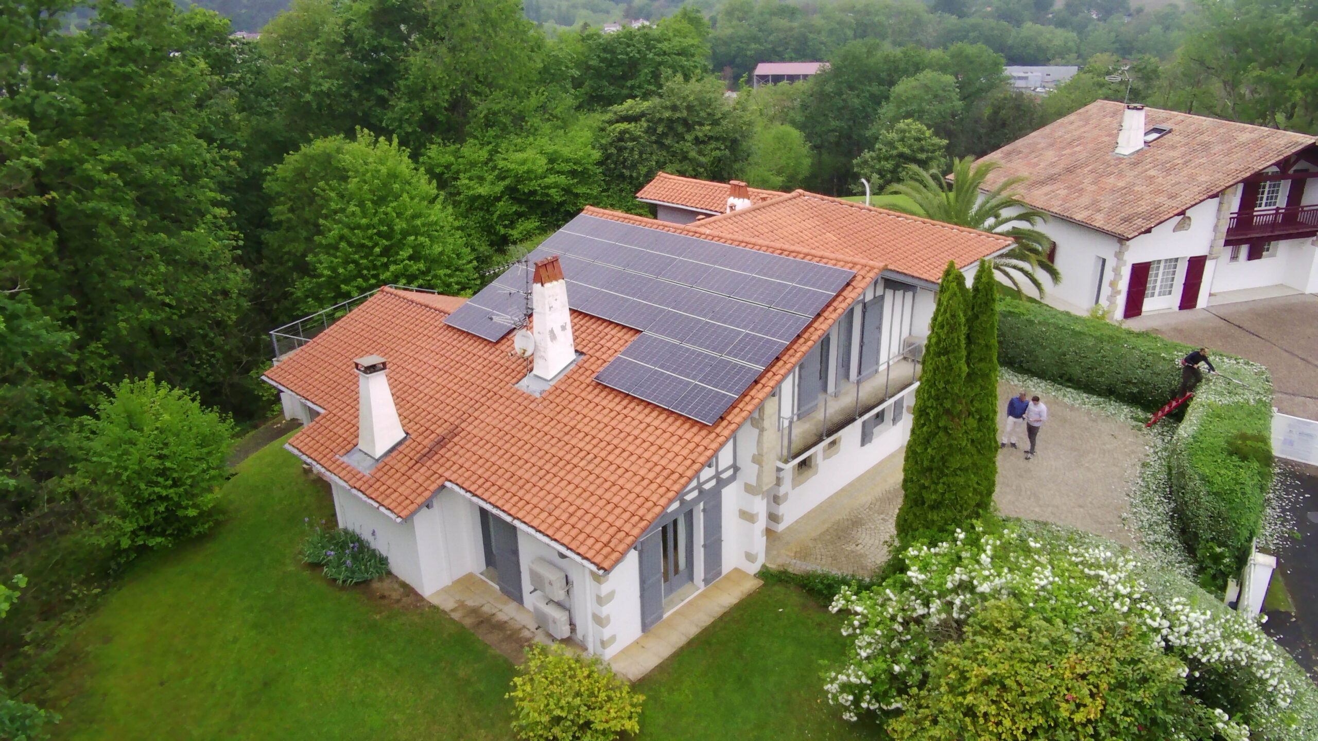 Pompe à chaleur et photovoltaïque :  le duo gagnant pour votre maison