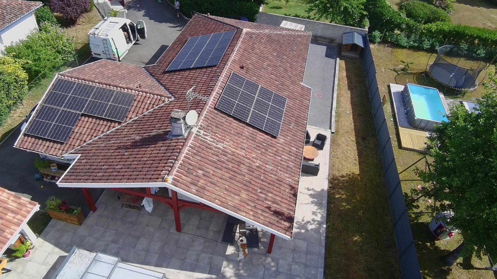 photo d'une installation photovoltaïque à Saugnac-et-cambran