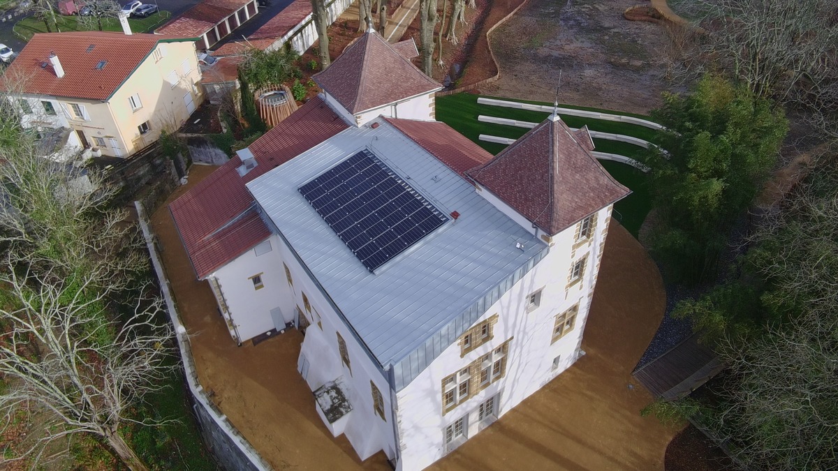 photo d'une réalisation faite par LPA Energie à Saint Pierre d'Irube
